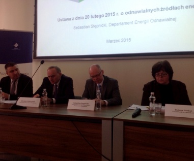 Debata o OZE 30.03.2015 r. w Urzędzie Marszałkowskim Województwa Śląskiego